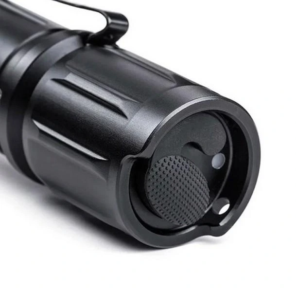 lampe-torche-tactique-chasse-Nextorch-T7-V2.0-SET-1200-lumens-1300-metres-kit-montage-sur-arme-00-04.webp